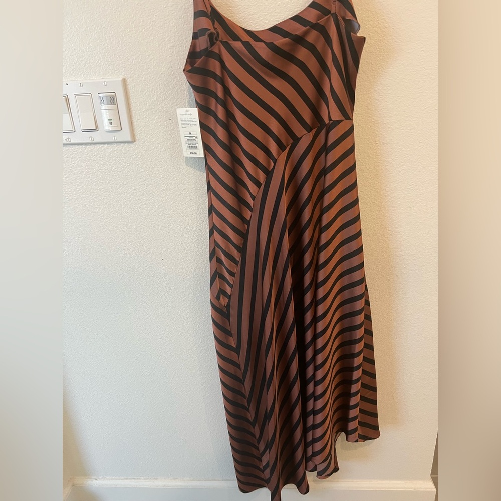 a new day Midi Dress - Picture 3 of 5